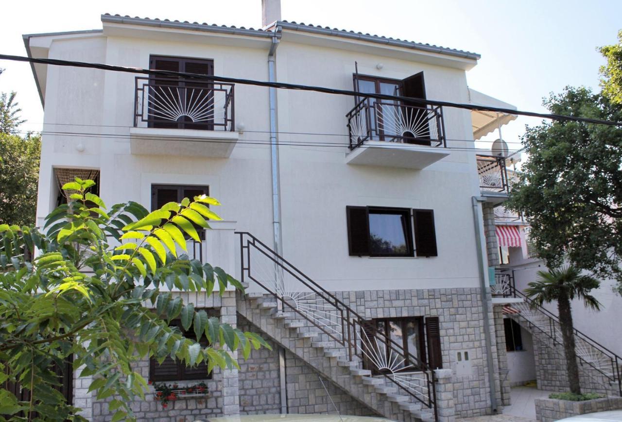 Apartment Klenovica 5580B ภายนอก รูปภาพ