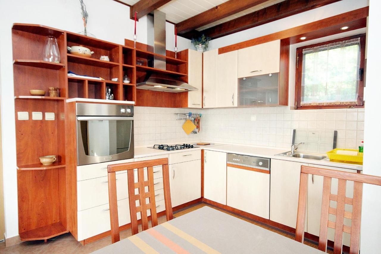 Apartment Klenovica 5580B ภายนอก รูปภาพ