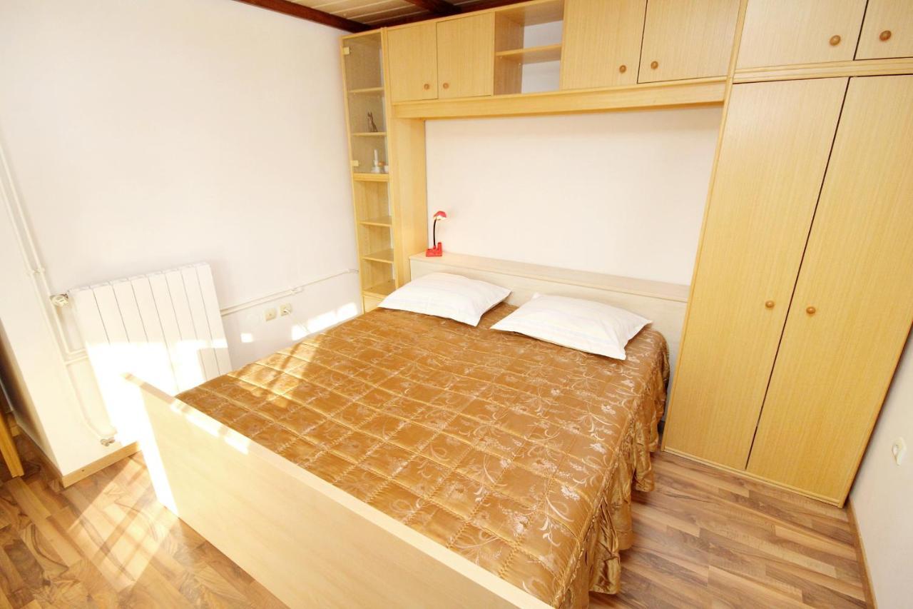 Apartment Klenovica 5580B ภายนอก รูปภาพ